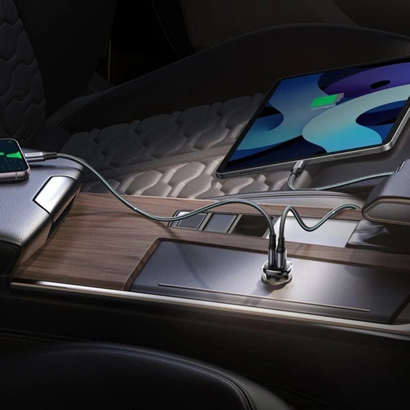 Cargador de Auto UGREEN 30W USB - C PD y USB - A Quick Charge